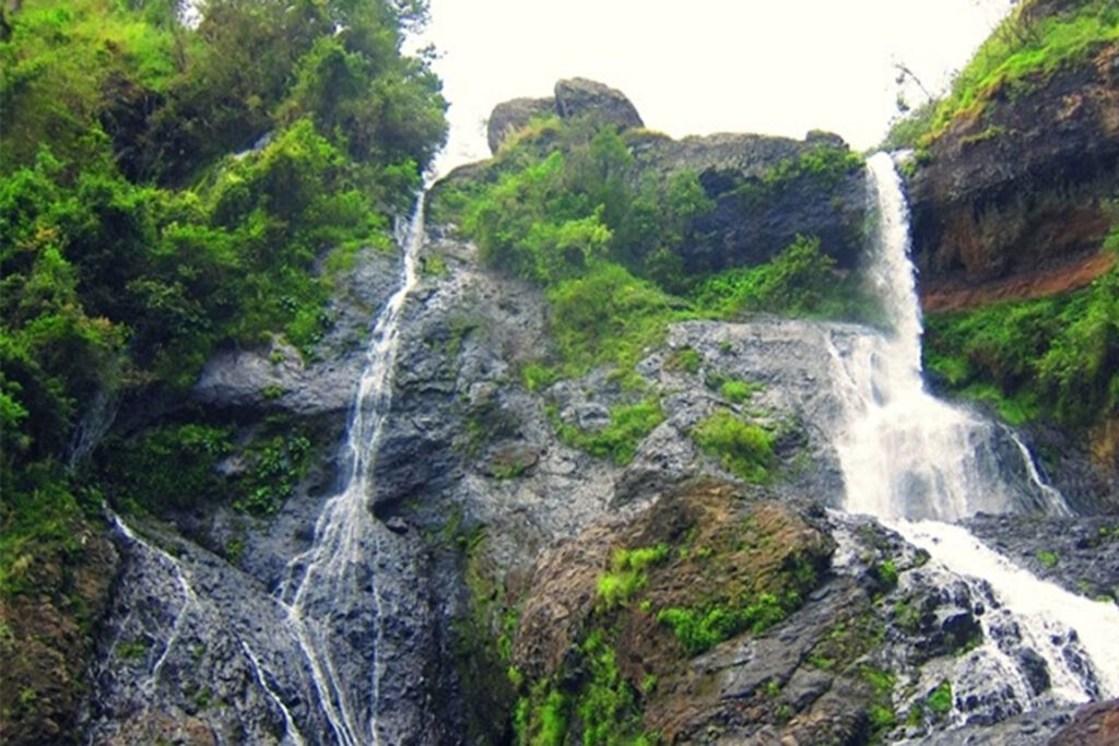 Pongas Falls